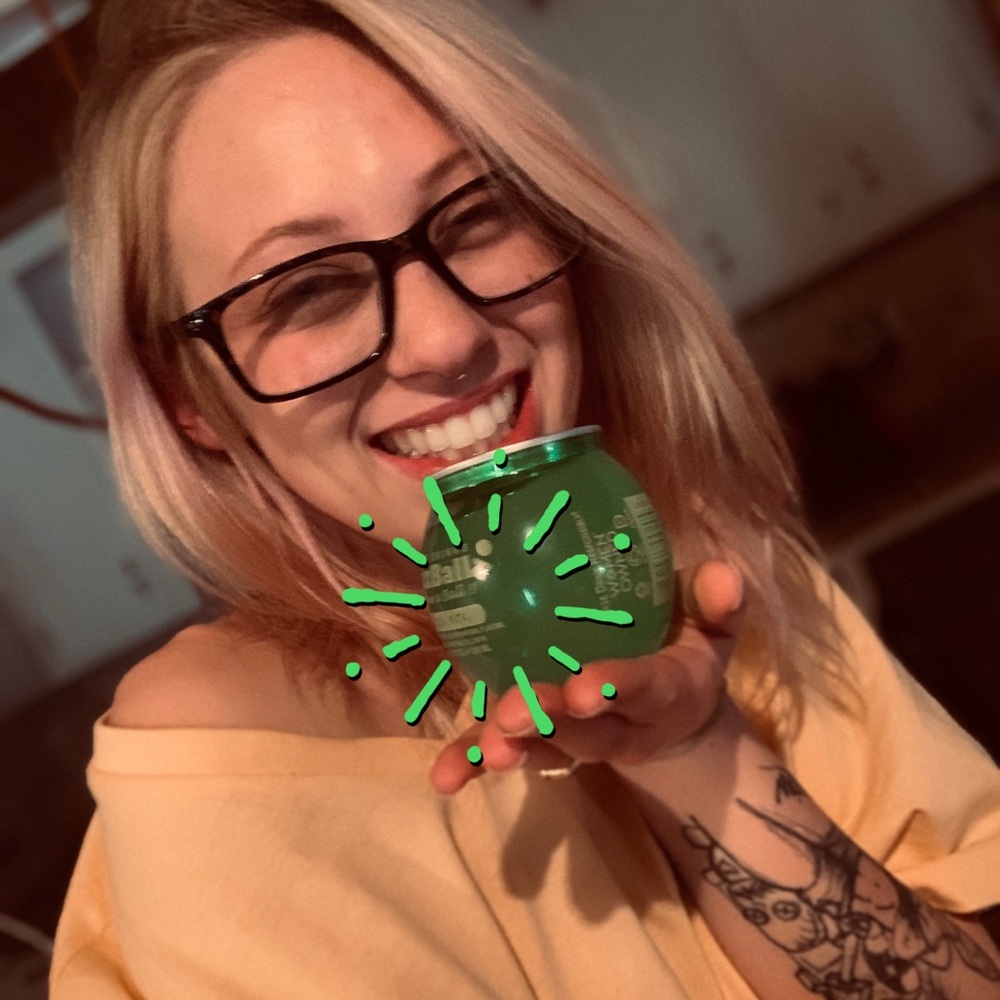 Meet your Posher, Samantha